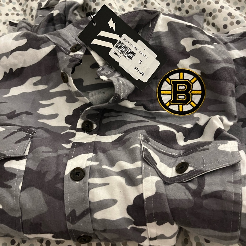 Boston Bruins Adult Camo Button down with Bruins Pride patches
